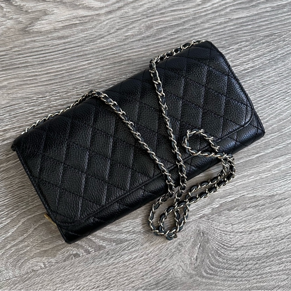 [PZ013] TOWN SHOES PEBBLED LEATHER WALLET ON CHAIN IN BLACK
